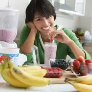 Nutritionist: Eating a Banana for Breakfast Instantly Boosts Mood