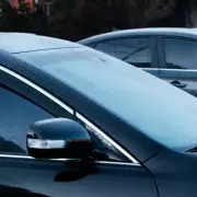 One-Button Trick Defrosts Your Windscreen in Minutes, Say Experts