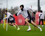 Premier League Weekend Preview: Arsenal Host Man Utd in Key Clash