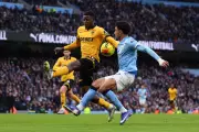 Referee Hallam's Debut Decision Sets Premier League Handball Precedent