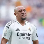 Roberto Carlos denies heart attack after surgery: 'I am well'