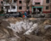 Russia Pounds Ukrainian Cities Ahead of Peace Talks, Killing Civilians