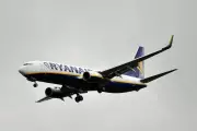 Ryanair Boosts Annual Forecasts as Passenger Numbers and Fares Climb