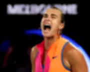 Sabalenka Powers Past Svitolina in Australian Open Semi-Final Amid Grunt Controversy