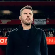 Scholes Doubts Carrick's Man Utd Future Despite Perfect Start as Spurs Link Emerges