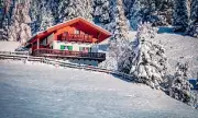 Ski Chalet Warning: Peak Season Bookings Hide Costly Service Cuts
