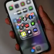 Social Media Ban Could Deprive Teens of Vital Health Education, Warns Leading Doctor