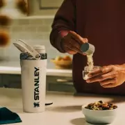 Stanley's 'Built Different' Gym Bottle Wows UK Fitness Fans with Genius Design