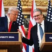 Starmer Rejects Trump's Greenland Tariff Threat, Rules Out Retaliation