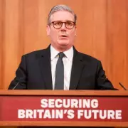 Starmer to Address Trump's Greenland Tariff Threats in Downing Street Press Conference