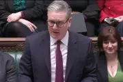 Starmer Vows to Defy Trump's Greenland Pressure, Refuses to Yield on Tariff Threats