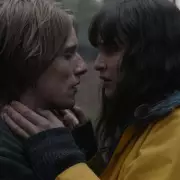 Stranger Things Fans Find 'Perfect' 95% Rotten Tomatoes Netflix Replacement