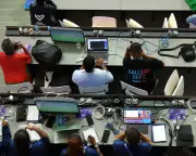 The Thrill of the Hunt: How Detail-Oriented Journalism Drives Sports Coverage