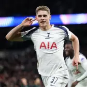 Tottenham Firmly Reject Liverpool's Interest in Star Defender Micky van de Ven