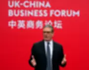 Trump Warns UK Over China Business Ties as Starmer Seals Beijing Deals