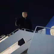 Trump's Air Force One Forced Back to Washington by Electrical Fault on Davos Trip