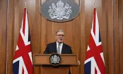 Trump's Greenland Deal Warning as Starmer Vows to Fortify UK-US Ties