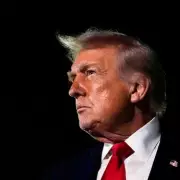 Trump's 'Presidential Trolling' Over Chagos Deal Sparks UK Political Fury