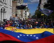 Trump's Venezuela Intervention Repeats Costly Iraq War Myths, Experts Warn