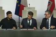 UK and France Sign Historic Deal to Deploy Troops in Ukraine Post-Ceasefire
