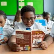 UK Kids' Reading Slump Leaves Them Open to Russian Disinformation, Warns Minister