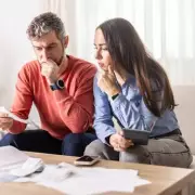 UK Savers Lose £7bn to Inflation While Sleeping, Missing £122 Each