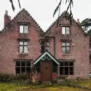 Urban explorer finds £1.4m abandoned mansion in Gloucester woods