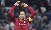 Van Dijk Slams 'Disrespectful' Journalist Over Alonso Question to Slot