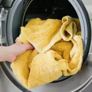 White Vinegar Hack Stops Smelly Washing Machines & Clothes