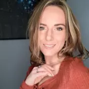 Woman Claims Daily Alien Encounters After Lockdown UFO Sighting