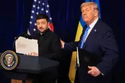 Zelensky Meets Trump in Davos as Ukraine Peace Talks Intensify