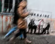 Zelenskyy Demands Russian Compromise as Historic UAE Talks Begin