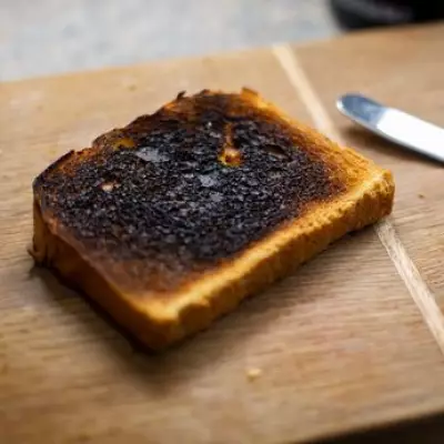 Burnt Toast Cancer Risk: Scientist Debunks Decades-Old Health Myth