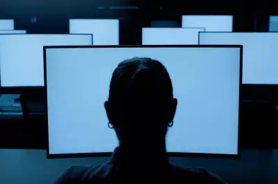 Experts Demand Inquiry into AI Tools Profiting from Fake News