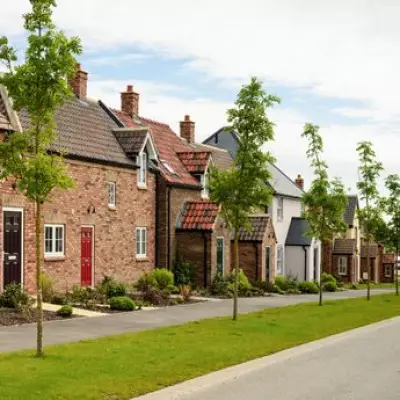 Neighbour's Selfish Car Chaos on Communal Garden Sparks Revenge Plot