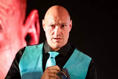 Tyson Fury to Train Solo for Netflix Comeback Fight Against Makhmudov