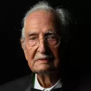 105-Year-Old War Hero 'Thrilled' to See Memorial for British Indian Army