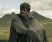 A Knight of the Seven Kingdoms Revives Game of Thrones with Simplicity