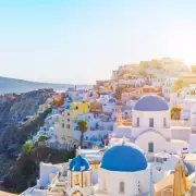 AI Influencers on Santorini: The Dark Reality Behind Perfect Images