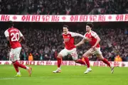 Arsenal Extend Premier League Lead to Nine Points with 3-0 Victory