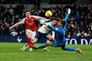 Arteta Praises Gyökeres' Impact as Arsenal Prepares for Chelsea Clash