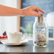 Barista's Sarcastic Response to 73p Tip Leaves Customer Dumbstruck