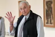 Billionaire Les Wexner Denies Knowledge of Epstein Crimes in Congressional Testimony