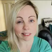 Bride-to-be's Wedding Plans Derailed by Sudden Facial Paralysis