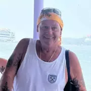 British Cancer Patient, 66, Fights for Life in India After Beach Stroke