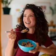 Cardiologists Reveal 11am Banana Swap Cuts Cholesterol and Blood Pressure