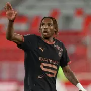 Carragher Urges Liverpool to Secure Defensive Signing Before Deadline