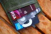 Credit Card Rates Hit 20-Year Peak at 35.8% APR, Experts Warn of Debt Crisis