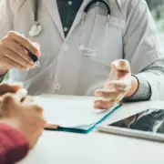 Doctors Urge Patients and Families to Stop This One Hospital Habit