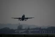 Dubai Airport CEO Urges UK to Build Heathrow Third Runway for Economic Growth